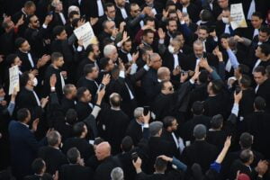 أزمة المحامين توشك على الانتهاء وسط حديث عن مؤشرات إيجابية بعد اجتماعهم بالحكومة 1 المحامون