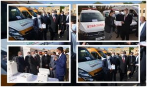 تارودانت : عامل الإقليم يشرف على عملية توزيع 12 سيارة للنقل المدرسي وسيارات إسعاف ومعدات طبية +”صور”