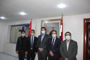 مستثمرون صينيون كبار يحلون بأكادير للتداول في إقامة مشروع مهم جدا