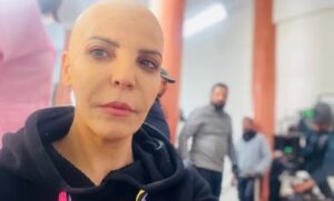 لهذا السبب فاجأت الفنانة لطيفة أحرار جمهورها بحلق شعر رأسها .