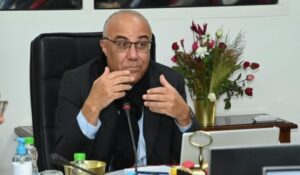 ضحايا الأقدمية يخرجون للاحتجاج أمام وزارة التعليم العالي، وسط مطالب بطي نهائي للملف 8 عبد اللطيف ميراوي
