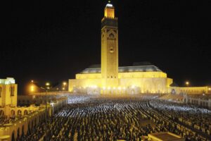 وزارة الداخلية تتجه من أجل منع وبناء خيم التراويح خلال شهر رمضان الأبرك . 6 بناء خيم التراويح