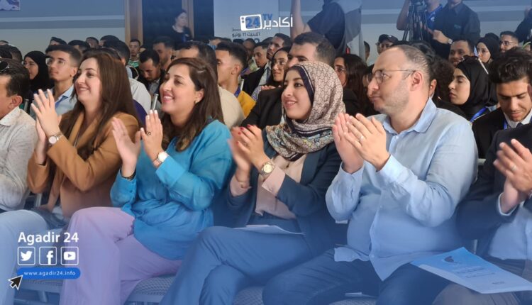 شباب الأحرار 19