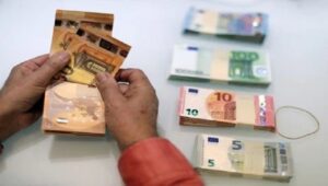 اشتوكة أيت باها : سرقة مبلغ مالي مهم من العملة الصعبة يستنفر درك بلفاع 7 العملة الصعبة تقدر ب 40 ألف أورو 1