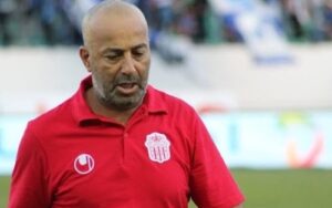 حسنية أكادير تدخل على خط قضية خبر إقالة المدرب عبد الهادي السكتيوي. 4 المدرب عبد الهادي السكتيوي