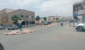 ميراللفت : انعدام علامات التشوير بإحدى المدارات الطرقية يثير استياء مستعملي الطريق، وسط مطالب بتدخل عاجل 8 ميرلفت 1