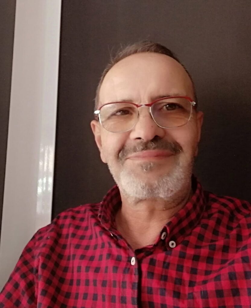 بالجزائر : الإجماع على تمجيد الفشل والهزيمة