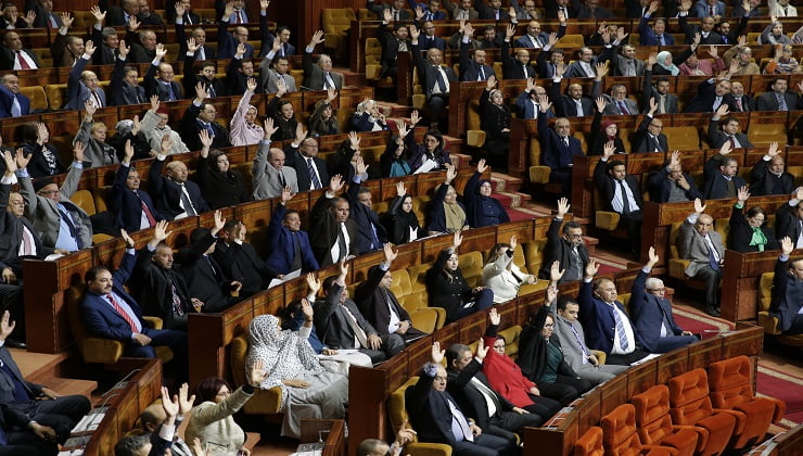 رسميا : إلغاء وتصفية نظام معاشات أعضاء مجلس المستشارين.