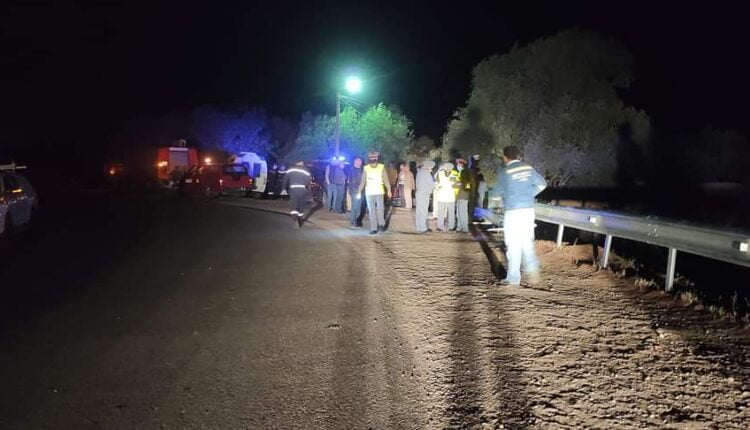 فاجعة جديدة.. انقلاب حافلة لنقل المسافرين يخلف عشرات الجرحى (+صور) 6 انقلاب حافلة لنقل المسافرين 1