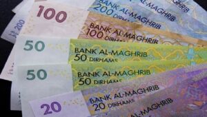 سعر الدرهم يعود للانخفاض مقابل اليورو والدولار.