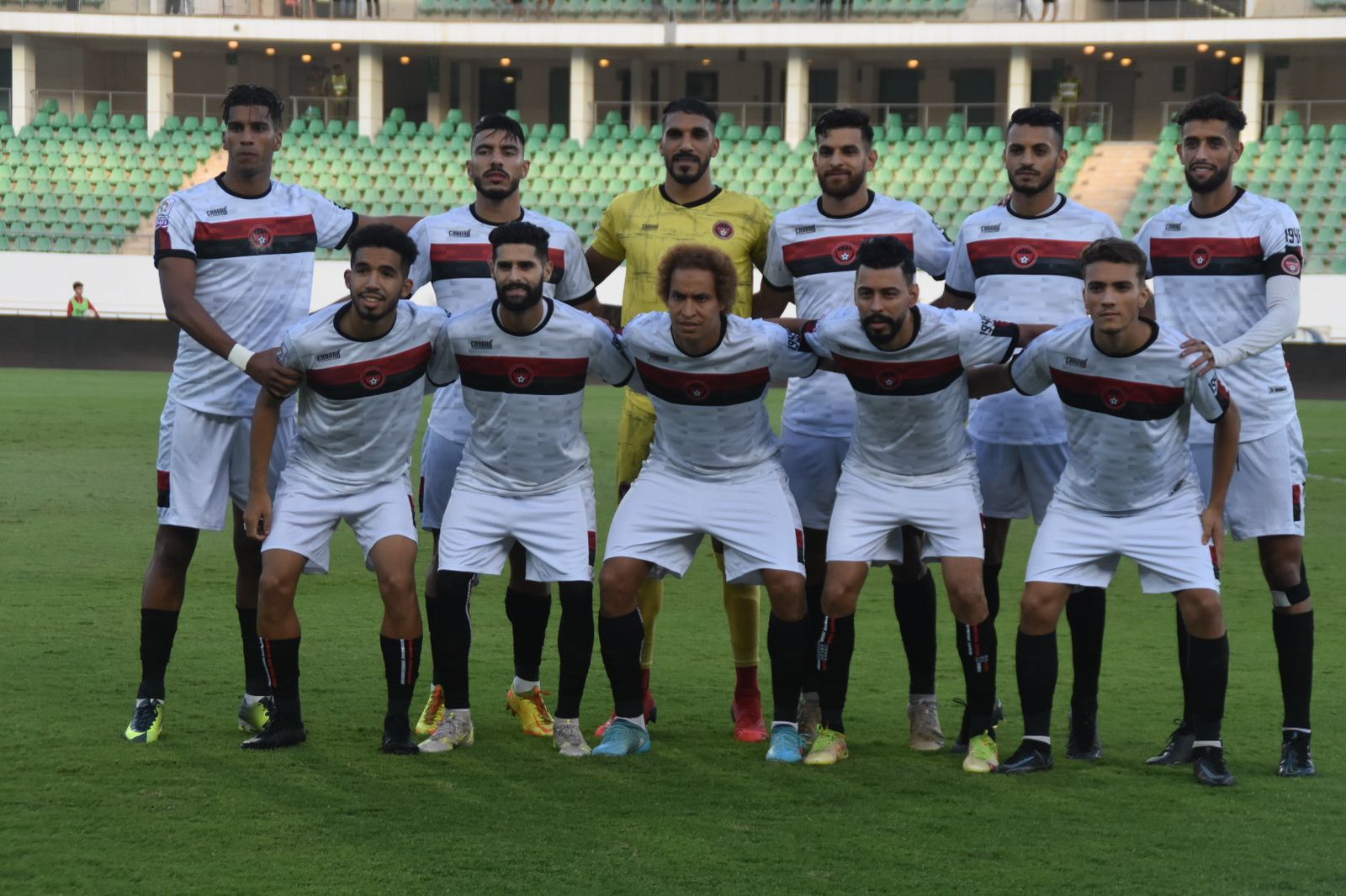 حسنية أكادير 041102 3