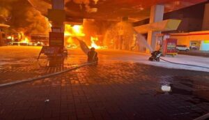 اندلاع حريق مهول في المدينة المنورة بالمملكة العربية السعودية 5 حريق السعودية