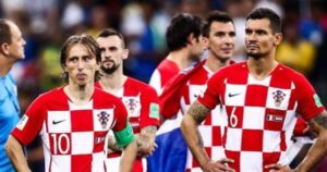 التشكيلة النهائية التي سيلعب بها منتخب كرواتيا ضد المنتخب المغربي. 5 منتخب كرواتيا 1