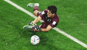 رسميا.. الهلال السعودي يتعاقد مع الحارس المغربي ياسين بونو 5 بونو 1