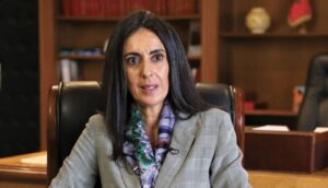 العلوي ترد على منتقدي الحكومة بسبب ارتفاع أسعار المحروقات بالمغرب رغم تراجعها عالميا 10 نادية فتاح العلوي