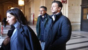حقيقة إقدام سعد لمجرد على الإنتحار وسط السجن بفرنسا. 1 سعد لمجرد في قاعة محروسة
