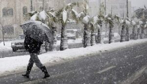 أمطار قوية وتساقطات ثلجية