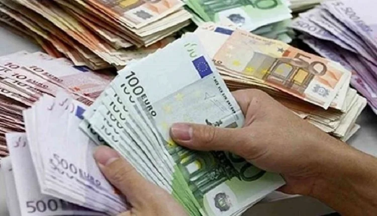 بنك المغرب يؤكد انخفاض الدرهم مقابل الأورو والدولار.
