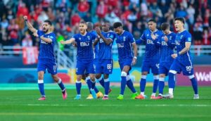 الهلال السعودي يفوز على فلامنغو البرازيلي، و يتأهل لنهائي كأس العالم للأندية. 12 الهلال السعودي