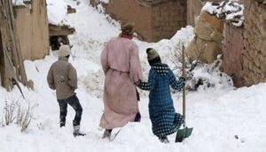 إطلاق مساعدة عاجلة لفائدة المتضررين من موجة البرد والتساقطات الثلجية. 4 موجة البرد والتساقطات الثلجية