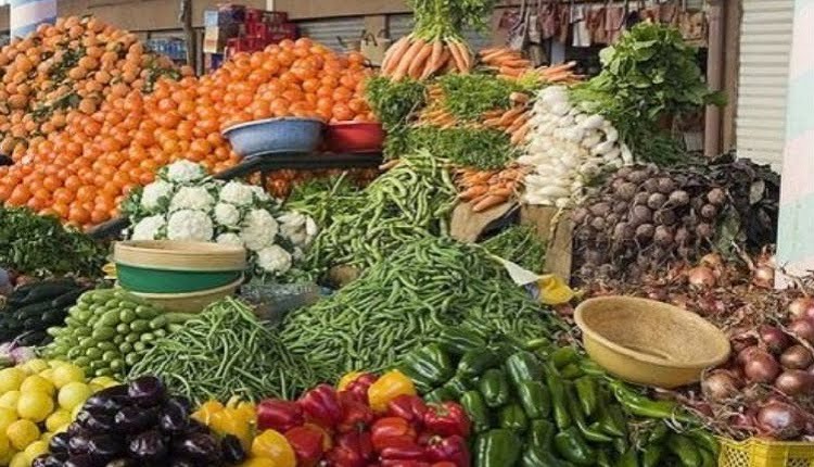 اندهاش السياح الإسبان لانخفاض المعيشة في أكادير.