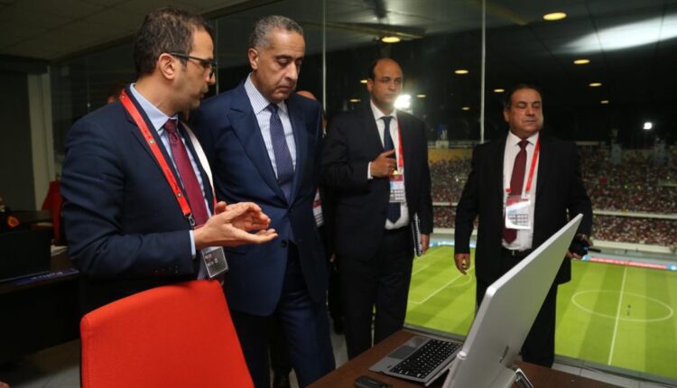 تخصيص ما يناهز 6000 عنصر أمن لتدبير أمور المباراة الودية بين المنتخب الوطني المغربي ونظيره البرازيلي، و حموشي يزور ملعب طنجة. 3 حموشي يزور ملعب طنجة 3