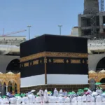 السودان.. المعارك تدخل يومها السادس، وطرفا الصراع يرفضان التفاوض