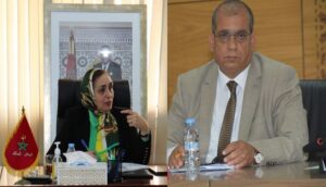 تزنيت: الرحيوي يعبث بوثيقة إدارية..ومطالب لمديرة الأكاديمية ووزارة التعليم للبحث في مصير وثيقة إدارية . 4 تزنيت التعليم