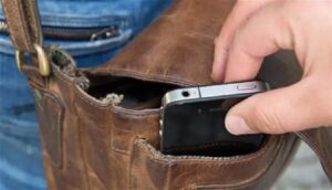 عصابة الهواتف النقالة