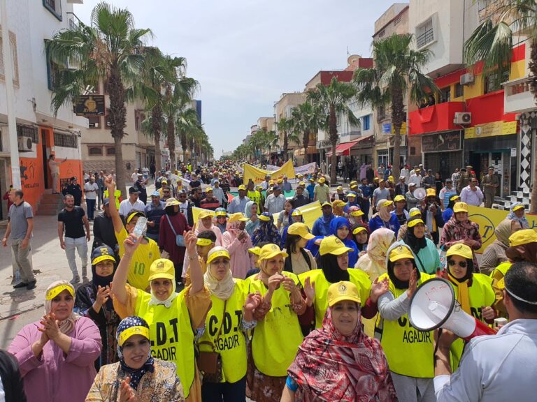 عشرات العمال والعاملات بأكَادير ينددوا في مسيرات حاشدة بغلاء الأسعار وتدني الأجور والطرد التعسفي وفقدان الشغل.