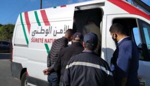 تفاصيل الإطاحة بضابط شرطة "مزيف" في قضية يكتنفها الغموض 4 شرطة
