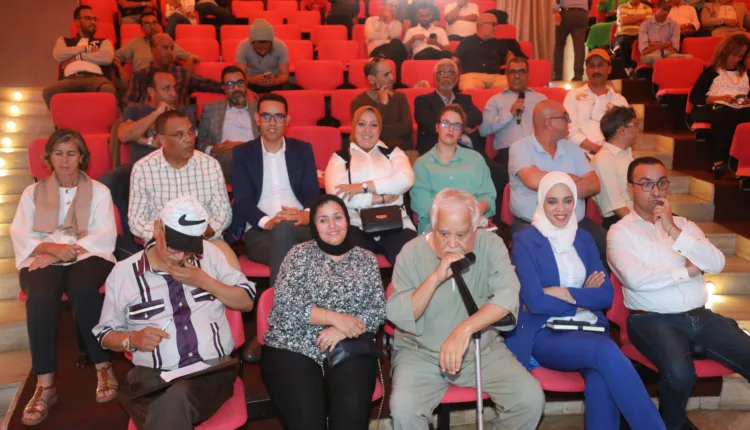 لقاء تواصلي نظمه النادي الجهوي للصحافة بمدينة أكادير 4