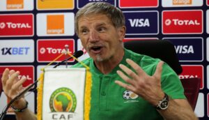 مدرب منتخب جنوب أفريقيا : الفوز على المغرب يعني لنا الكثير
