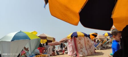 أكادير : إنزال أمني كبير للدرك الملكي بأورير لتأمين آلاف الزوار يوميا لشواطئ المنطقة