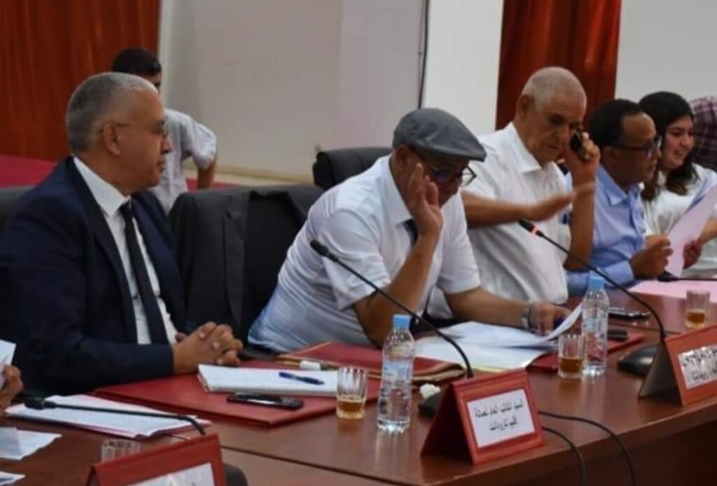 مجلس إقليم تارودانت يعقد دورة إستثنائية