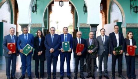 أخنوش يلتئم في اجتماع خاص مع ممثلي المركزيات النقابية لبحث إجراءات تفعيل الدعم الاجتماعي المباشر.