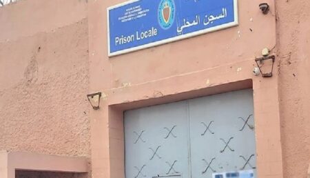 إدارة سجن بجهة سوس ماسة تكشف حقيقة تعرض سجين للتعذيب والإهمال، و وضع السم له في الأكل. إدارة سجن بجهة سوس ماسة تكشف حقيقة تعرض سجين للتعذيب والإهمال، و وضع السم له في الأكل.