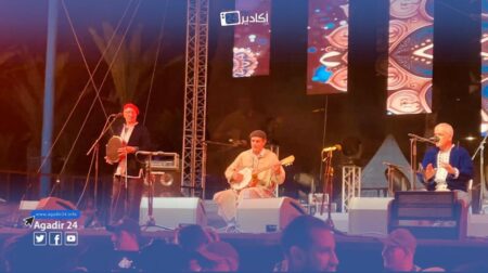 منصة ساحة الأمل .. " كرنفال بيلماون " تجاوب متميز للجمهور مع مجموعة إزنزارن إگوت عبد الهادي