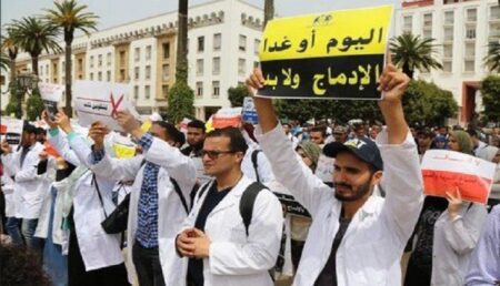 الأساتذة المتعاقدون يكشفون موقفهم من النظام الأساسي الجديد الأساتذة المتعاقدون يكشفون موقفهم من النظام الأساسي الجديد