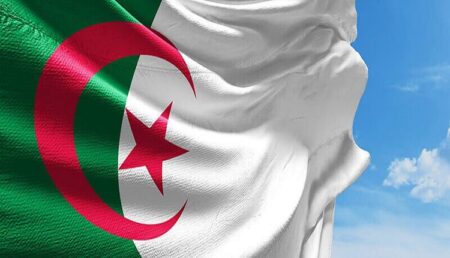 الجزائر تطالب أسرة الشاب المقتول بالقرب من السعيدية بتنازلات ضخمة مقابل تسليم جثته الجزائر تطالب أسرة الشاب المقتول بالقرب من السعيدية بتنازلات ضخمة مقابل تسليم جثته