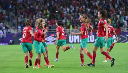 حقيقة فرار لاعبات المنتخب الوطني لكرة القدم النسوية بإيطاليا.