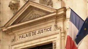 إحالة خمسة ضباط شرطة من سين سان دوني إلى المحكمة الجنائية بتهمة الاعتقال العنيف وتزوير المحضر