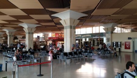 مطار أكادير المسيرة الدولي