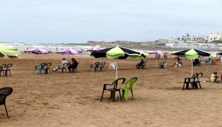غليان في صفوف المصطافين بسبب احتلال الملك البحري من طرف مستثمرين، وحماة المستهلك يوضحون بخصوص الموضوع غليان في صفوف المصطافين بسبب احتلال الملك البحري من طرف مستثمرين، وحماة المستهلك يوضحون بخصوص الموضوع