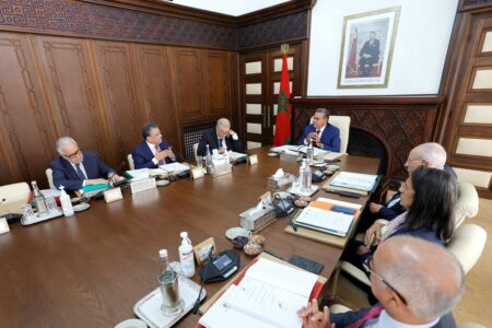 المصادقة على مقترحات تعيين في مناصب عليا.
