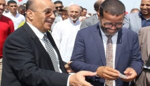 وضع الحجر الاساس لبناء أربعة ملاعب قرب من الجيل الجديد و تسليم شاحنات لتعزيز اسطول النظافة و آليات لصالح المستودع البلدي القليعة