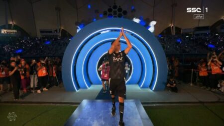 الهلال السعودي يقدم نيمار ومالكوم وبونو أمام جماهيره في حفل مميز
