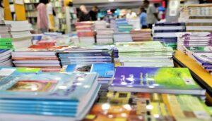 بيع الكتب داخل المؤسسات التعليمية