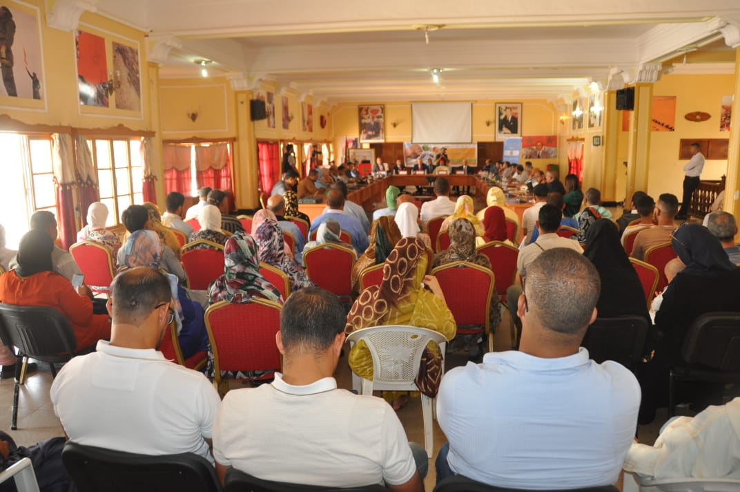 صور الندوة العلمية لتثمين المنتجات المجالية 1