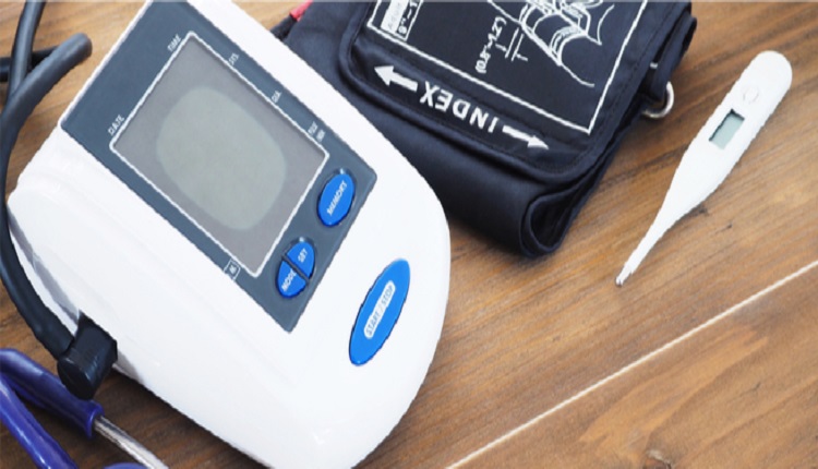 القياسات الصحية الأساسية: مفتاح الصحة المثلى في منتصف العمر